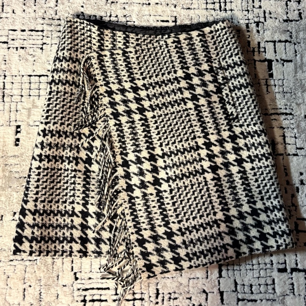 Eddie Bauer Houndstooth Skirt